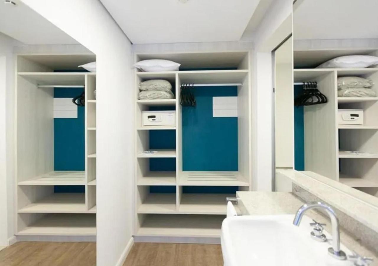 Hot Beach Resort Olimpia Exterior photo A typical bathroom in a student flat